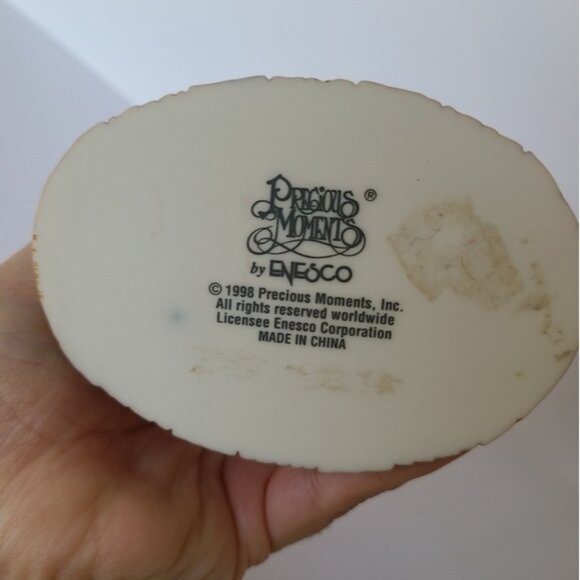 Vintage Precious Moments Girl Graduation Collectible Water globe Figurine - Picture 6 of 6